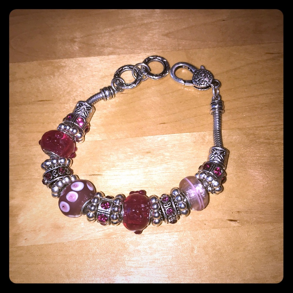 🌟SALE 2 for 20🌟NWOT pink and silver bracelet!